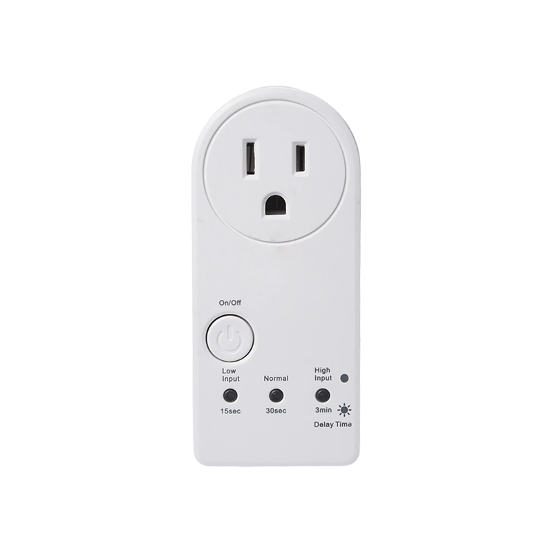 Protector de voltaje ajustable HWTB-V070-US de 110 V y 15 A