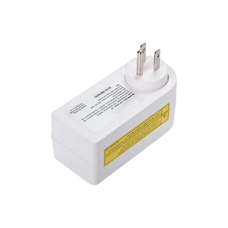 Protector de voltaje ajustable HWTB-V070-US de 110 V y 15 A